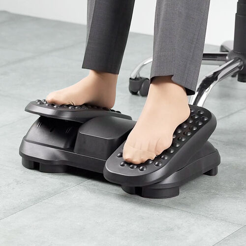 フットレスト（足置き台・足踏み・高さ/角度調整・可動式・むくみ防止