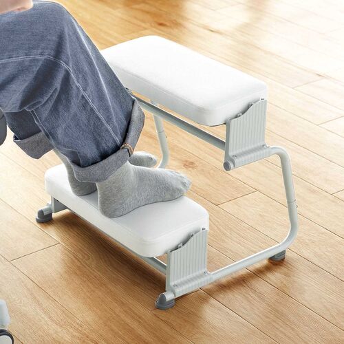 【アウトレット】3WAYフットレスト（極厚クッション・無段階・角度調整・3段階高さ調整・オットマン・デスク用・足置き台・ホワイト）