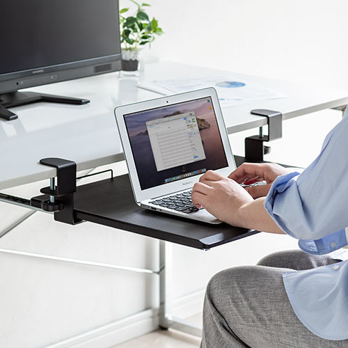 ノートパソコンスライダー（後付・キーボードスライダー・クランプ・幅55cm）