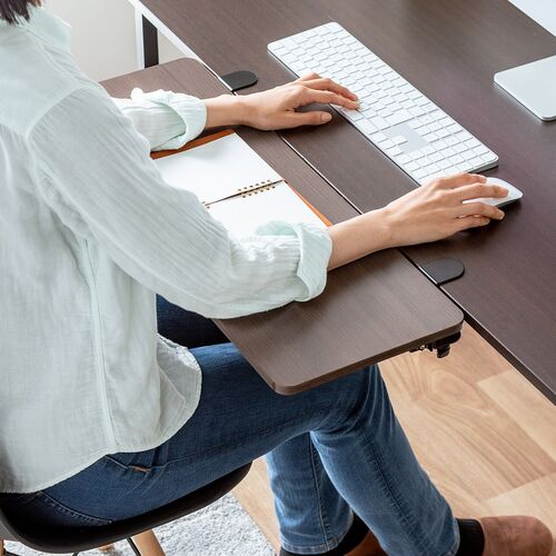 デスクエクステンダー（机・天板拡張・後付・折りたたみ・テーブル拡張・クランプ固定・キーボードトレー・幅70cm・奥行25cm・ブラウン）