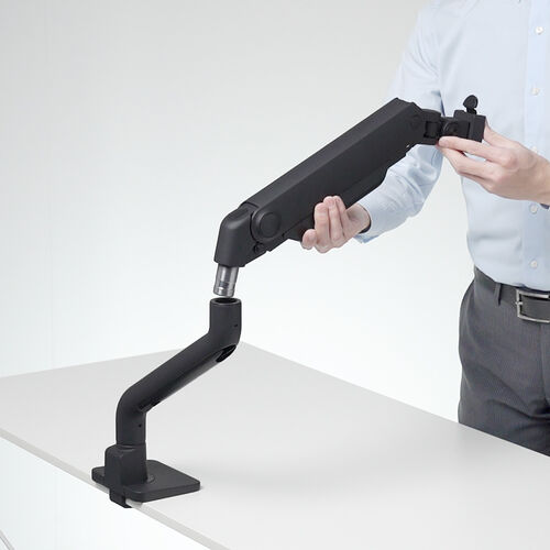 モニターアーム（シングルアーム・薄型クランプ・32インチ対応・ガススプリング式・耐荷重1～15kg・ブラック）