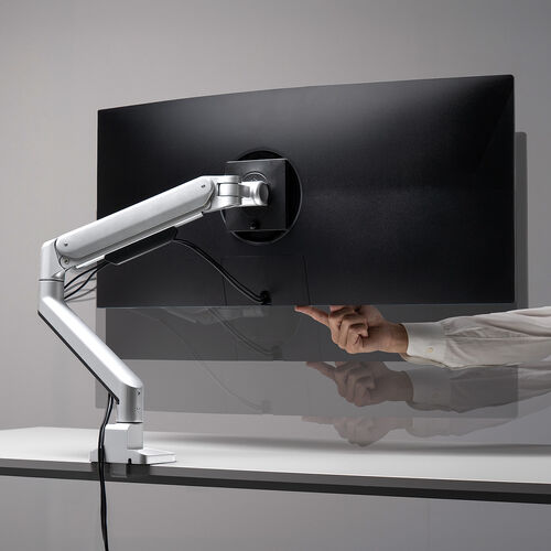 モニターアーム（ディスプレイアーム・シングル・クランプ取り付け・40インチ対応・2～12kg対応・シルバー）