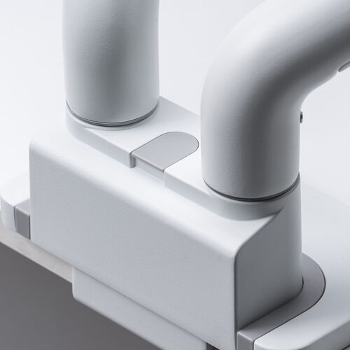 モニターアーム（デュアル・2画面・薄型クランプ・32インチ対応・ガススプリング式・耐荷重1～15kg・ホワイト）