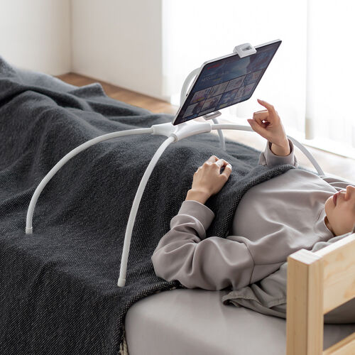 タブレットスタンド（寝ながら・タブレットアーム・フレキシブル・4本脚・iPhone・iPad・タブレット対応・動画視聴・ホワイト）