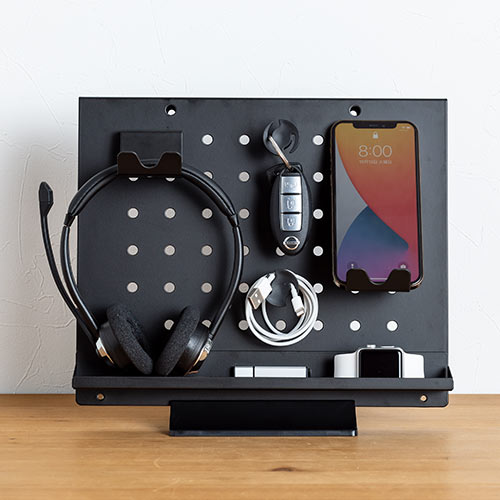 卓上パンチングボード スタンドタイプ（有孔ボード ペグボード  壁固定対応 スマホ・コントローラースタンド付 金属製）