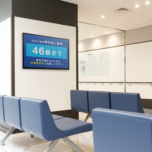 テレビ壁掛け金具（薄型・角度調整・上下・VESA・32～55インチ目安・ディスプレイ・モニター・おすすめ)