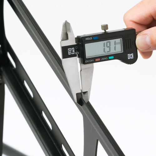 壁掛けテレビ（金具・70インチ対応・32インチ以上・テレビ壁掛け金具・薄型・耐荷重40kg・スリム金具）