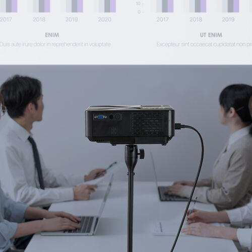 プロジェクター台（カメラネジ固定タイプ・1/4インチネジ対応・高さ調整70～120cm・リモコン用トレイ付き・プロジェクタースタンド・ブラック）