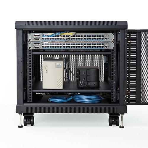 機器収納ボックス｜19インチ・9U・メッシュ扉・鍵付き・キャスター付