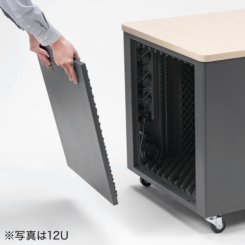 防音ラック（騒音低減ラック・19インチ・24U・中型・AVシステム・音響機器・奥行78.2cm・高さ126cm）