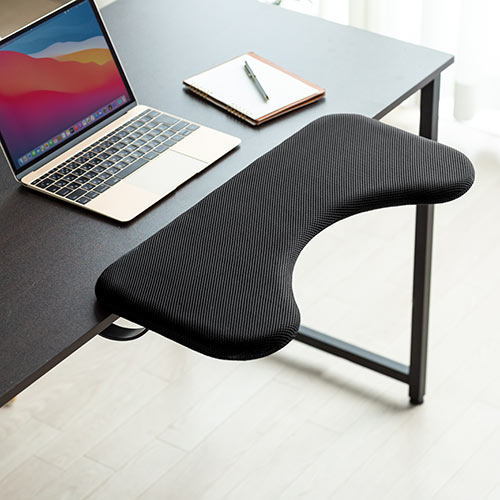 【アウトレット】リストレスト メッシュ 幅60cm（肘置き台・ワンタッチ取付・デスク取付・エルゴノミクス・ブラック）