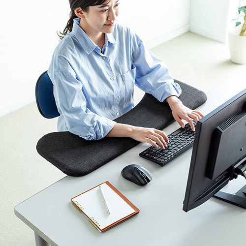 リストレスト（肘置き台・ワンタッチ取付・デスク取付・エルゴノミクス・幅75cm・ブラック）