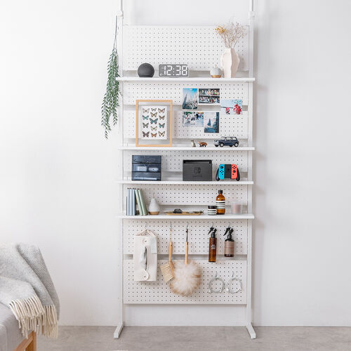 突っ張り棚（突っ張りラック・幅80cm・有孔ボード・シェルフ・棚・4段・壁面収納・ウォールシェルフ・間仕切り・キッチン・玄関・パントリー・スリム・工事不要・ホワイト）
