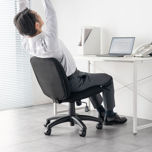 デスクチェア（シンプルオフィスチェア・ワークチェア・布張り・キャスター付き・ブラック）