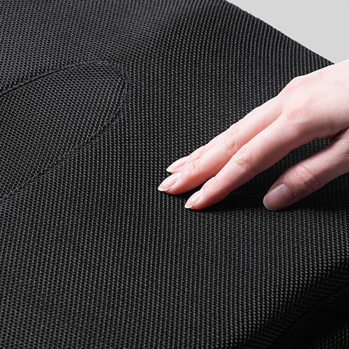 低反発ウレタンクッション（メッシュ生地 裏面滑り止め 洗濯可能 取っ手付き テレワーク 在宅勤務 椅子クッション 座布団）