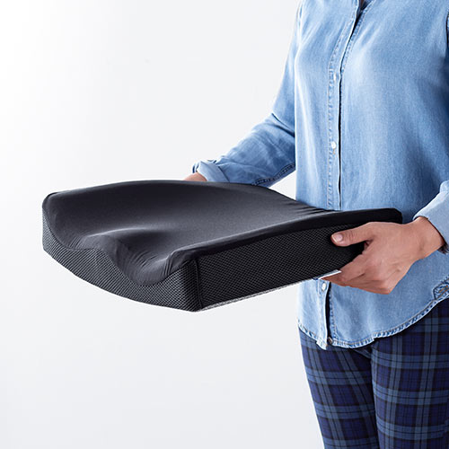 ウレタンクッション（高密度・エルゴ形状・接触冷感生地・裏面滑り止め・洗濯可能・テレワーク・在宅勤務・クッション・座布団・黒）