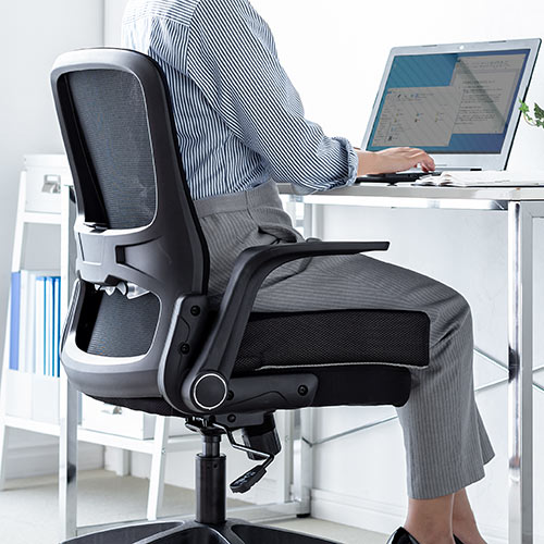 ウレタンクッション（高密度・エルゴ形状・接触冷感生地・裏面滑り止め・洗濯可能・テレワーク・在宅勤務・クッション・座布団・黒）