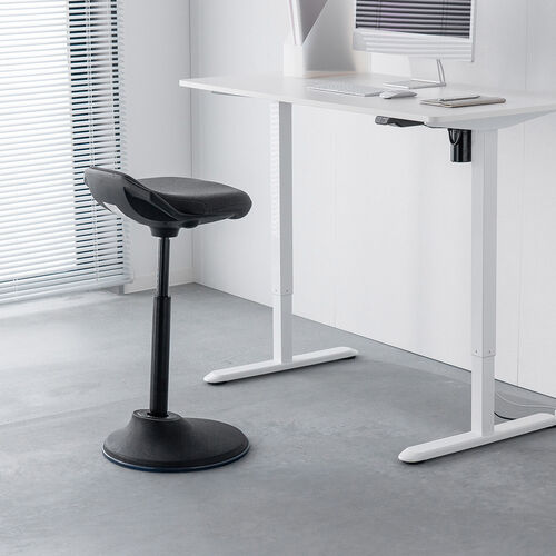 ハイスツール（スタンディングチェア）｜立ち仕事・ガス圧昇降・高さ60～84.5cm・ブラック