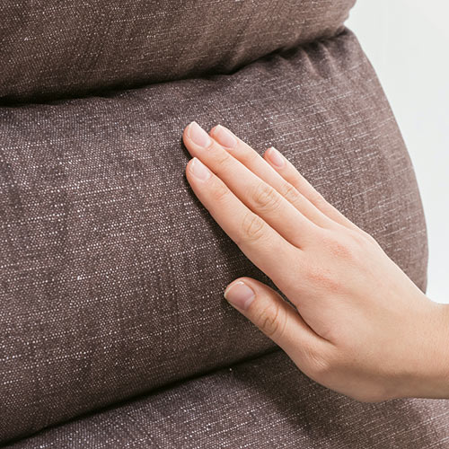 座椅子（ひじつき・ゆったり・リクライニング・42段階・マイクロファイバー・ハイバック・日本製ギア・ダークブラウン）