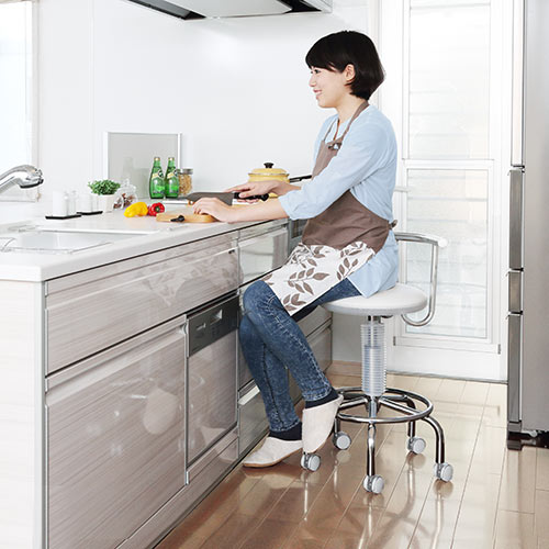 2WAYカウンターチェア（カットチェア・キャスター・アジャスター両対応・バーカウンター・腰痛対策・回転椅子・ホワイト）