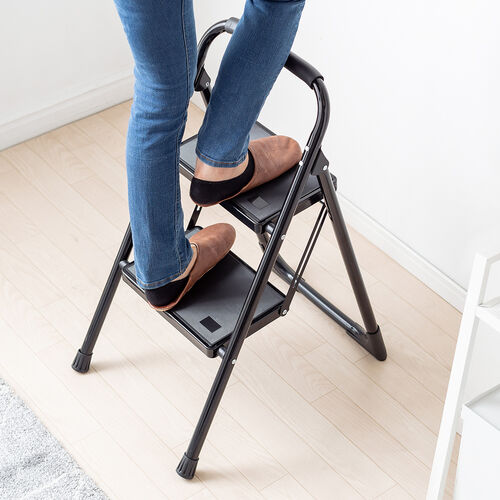 脚立（2段タイプ・踏み台・トラック荷台昇降・トラック昇降設備・ステップ・折りたたみ・滑り止め・持ち手・手すり付き・黒） SNCH046BK