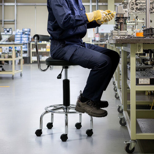 カウンターチェア（ラウンドスツール・オフィスチェア・キッチンチェア・丸型スツール・背もたれ付き・足置き付き・キャスター付き・ブラック）