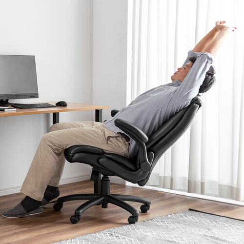 レザーチェア（極厚クッション・PUレザー・跳ね上げ式肘掛け・ロッキング・ミドルバック・社長椅子）