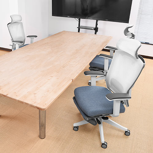 メッシュチェア（ハイバック・ロッキング・収納式オットマン・ランバーサポート・ヘッドレスト・ホワイトフレーム・ブルー）