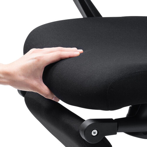 折りたたみメッシュチェア（折りたたみ式背もたれ・デスク下収納可能・シンクロロッキング・4段階角度固定・収納式オットマン・工具不要）