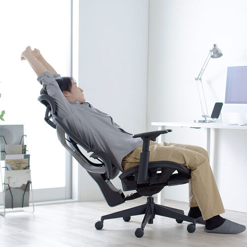 メッシュチェア｜ハイバック・オットマン内蔵・高耐荷重125kg