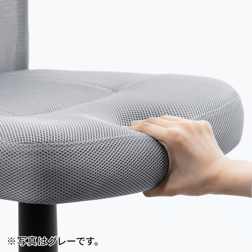 オフィスチェア（事務椅子・コンパクト・ランバーサポート・ミドルバック・キャスター付き・ブラック）