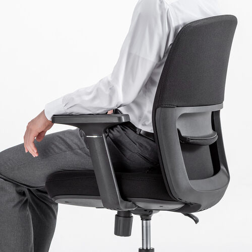 オフィスチェア（メッシュチェア・アームレスト付き・ロッキング・上下調節可能ランバーサポート・ウレタンクッション・ナイロンキャスター・ブラック）