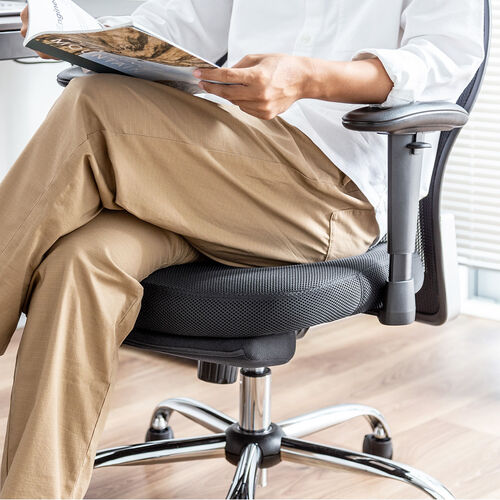 メッシュチェア（全面メッシュ生地・シンクロロッキング・スライド式オットマン・アームレスト・ランバーサポート・ヘッドレスト・耐荷重100kg）