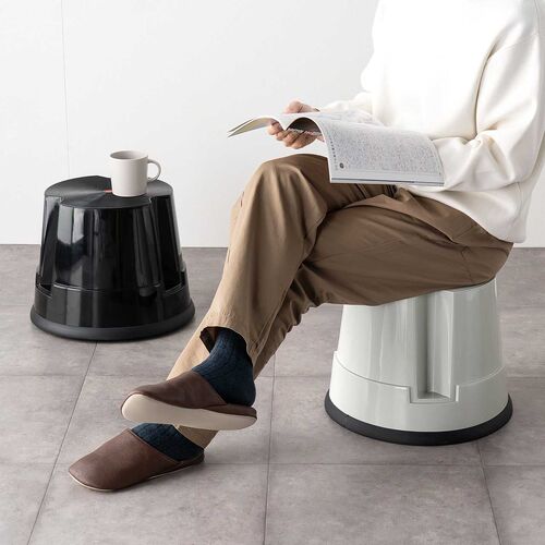 ステップスツール（踏み台・キャスター付き・ストッパー機能付き・高さ30cm・1段タイプ・スタッキング可能・耐荷重150kg・高耐久・ブラック）