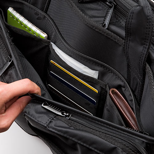 パソコン対応ビジネスバッグ（多ポケットタイプ・14型まで対応・通勤