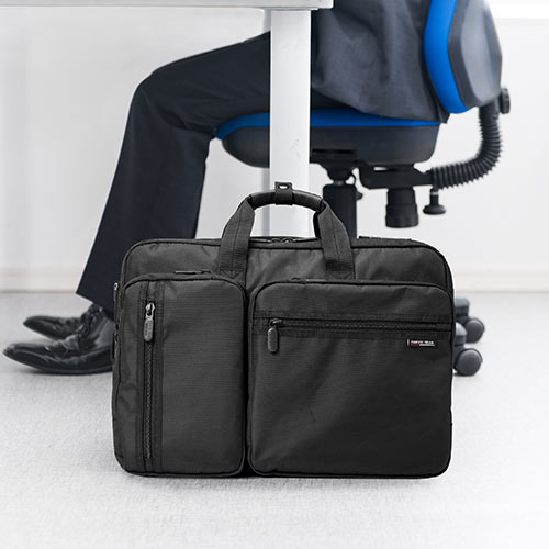 ビジネスバッグ（大容量・28L・リュック・ショルダー・手提げ・A4収納対応・キャリーサポーターつき）