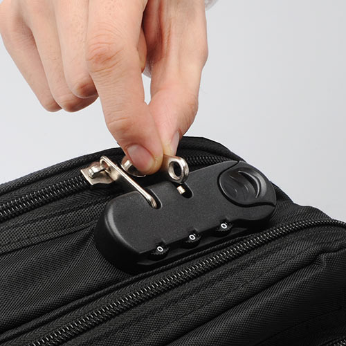 ビジネスバッグ（大容量・28L・リュック・ショルダー・手提げ・A4収納対応・キャリーサポーターつき）