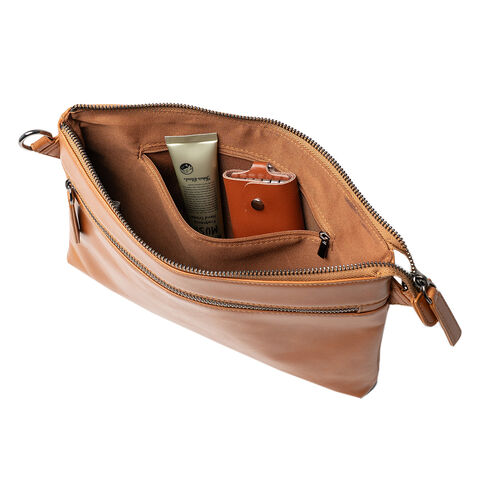 サコッシュ（本革・4WAY・ショルダーバッグ・薄型・iPad 11インチ対応・クラッチバッグ・肩掛け・バッグ・スマホポーチ・メンズ・レディース・ブラウン）