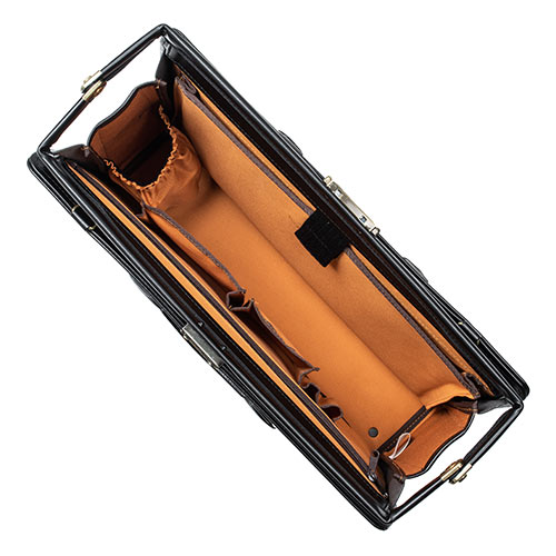 ビジネスバッグ（日本製・肩掛け・ショルダー・鎧布生地・ダレスバッグ・A4対応・ブラック）