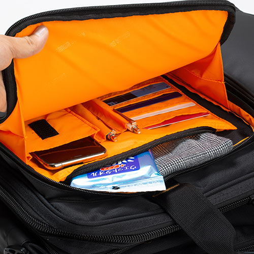 ビジネスバッグ（リュック・ショルダー・大容量・ブラック・25.5リットル）