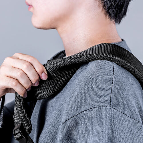 ハードリュック（ハードシェルリュック・耐衝撃・軽量・マチ拡張・一泊二日・15.6型ノートPC・11型タブレット収納・蒸れにくい立体メッシュ・ブラック）