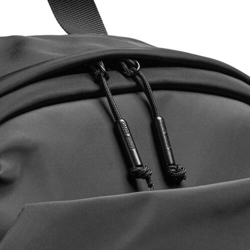 タウンリュック（カジュアル・ビジネスバッグ・19L・軽量・男女兼用・タックデザイン・バックパック・撥水・A4サイズ・14インチ・ノートPC収納・メンズ・レディース・通勤・通学・旅行・ブラック）