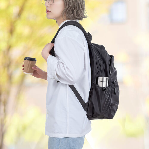 タウンリュック（カジュアル・ビジネスバッグ・19L・軽量・男女兼用・タックデザイン・バックパック・撥水・A4サイズ・14インチ・ノートPC収納・メンズ・レディース・通勤・通学・旅行・ブラック）