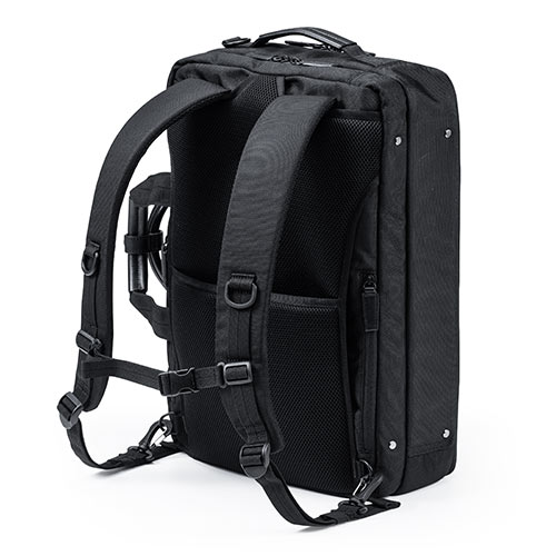 バッグ（ショルダー・リュック・ビジネス・メンズ・大容量・コーデュラ使用・テフロン加工・撥水・16.7L・Mサイズ・ブラック）