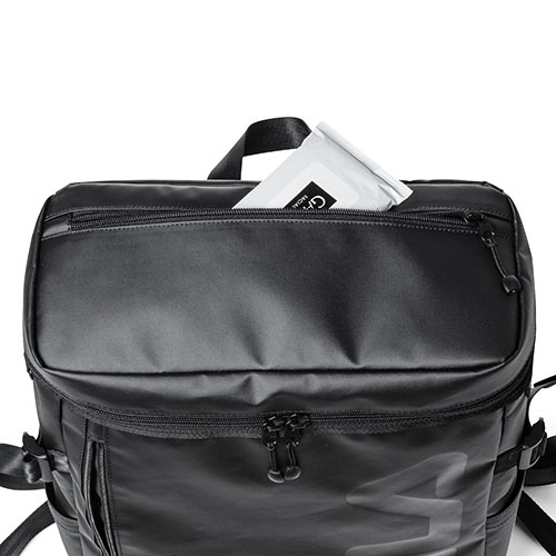 リュック（FILA・大容量24L・黒・メンズ・レディース・スクエア型・バックパック・通学・通勤）