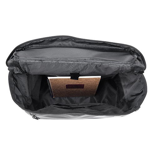 リュック（FILA・大容量24L・黒・メンズ・レディース・スクエア型・バックパック・通学・通勤）