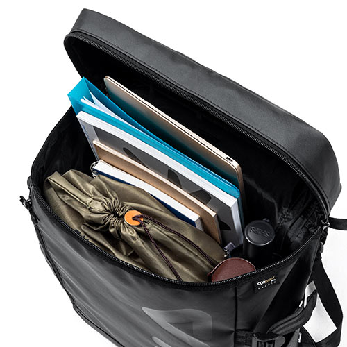 リュック（FILA・大容量24L・黒・メンズ・レディース・スクエア型・バックパック・通学・通勤）