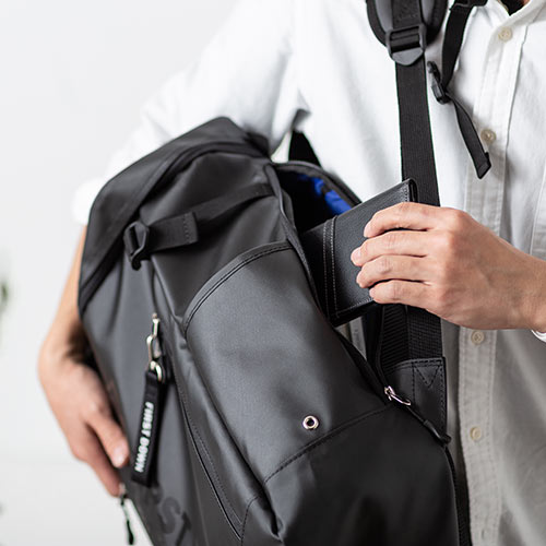 【3点】カバン２つ、リュック1つ What it isNt MARK GONZALES リュックサック 26L 通販 リュック