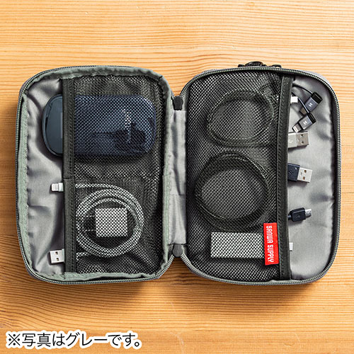 ポーチ（トラベルポーチ・ガジェットポーチ・小物入れ・おしゃれ・大容量・人気・おすすめ・男性・仕切り・収納・便利・持ち運び・ファスナーガード・ストラップ・ネイビー）BAGIN013NV