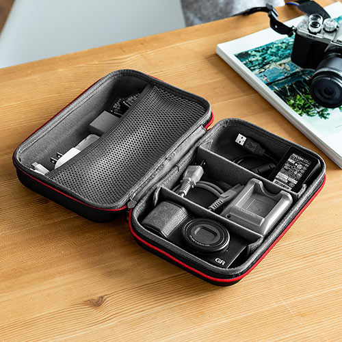 ポーチ（トラベルポーチ・ガジェットポーチ・小物入れ・おしゃれ・大容量・人気・おすすめ・男性・仕切り・収納・便利・持ち運び・黒・セミハード）BAGIN016BK